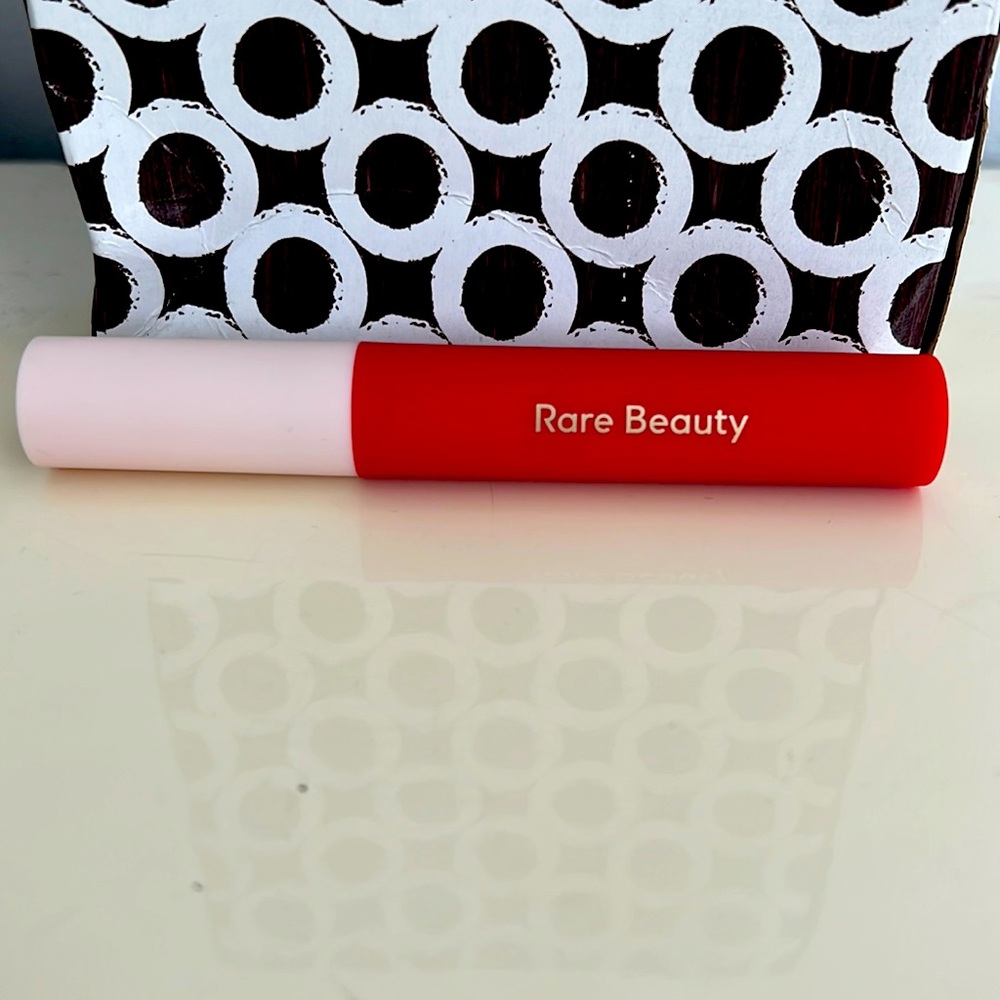 Rare Beauty: Lip Soufflé Matte Cream Lipstick